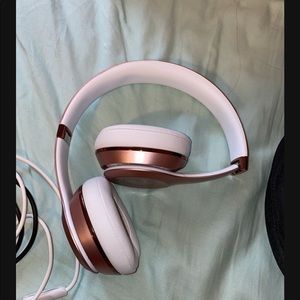 Rose gold beats